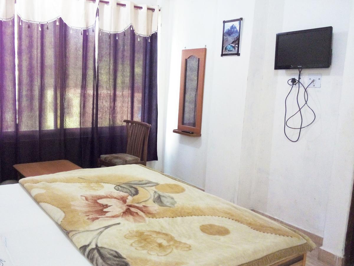 Hotel Bharmour View Brahmaur Bagian luar foto